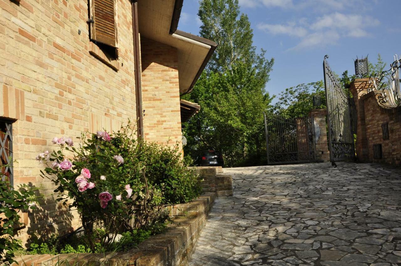 Bed and Breakfast Luci Sui Monti Sarnano Exterior foto