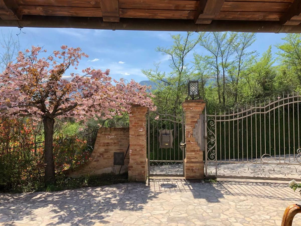 Bed and Breakfast Luci Sui Monti Sarnano Exterior foto