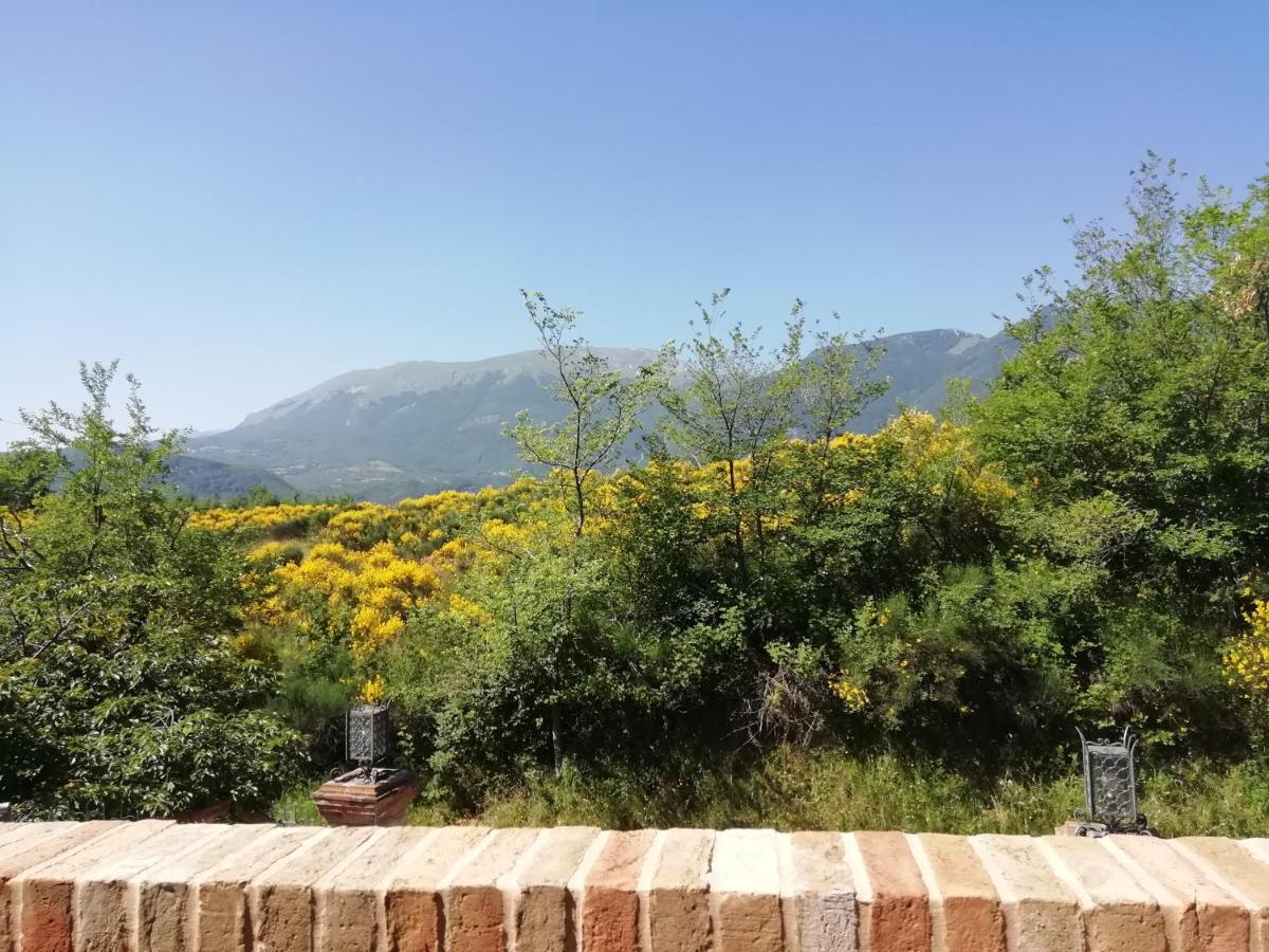 Bed and Breakfast Luci Sui Monti Sarnano Exterior foto